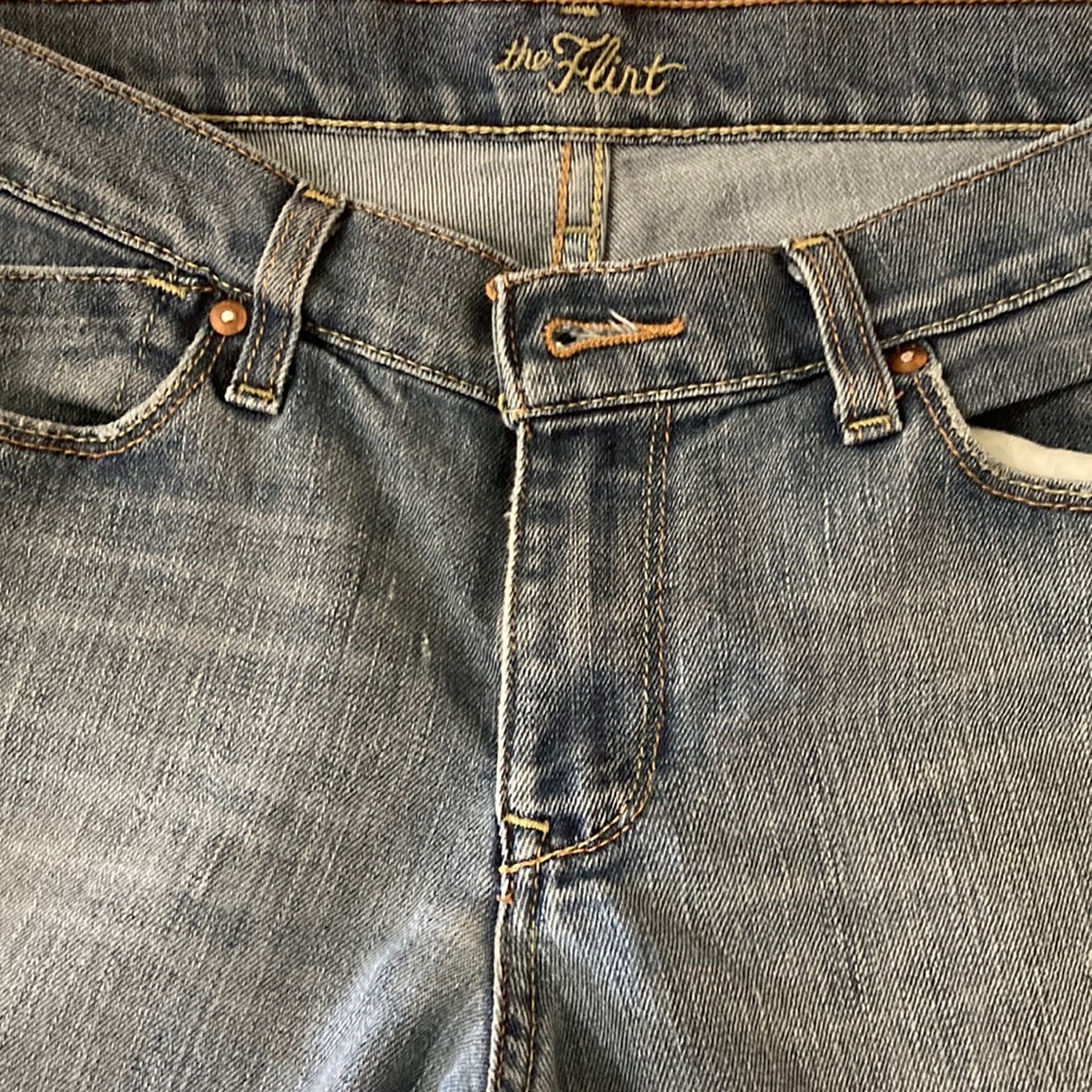 Old navy jeans-the flirt